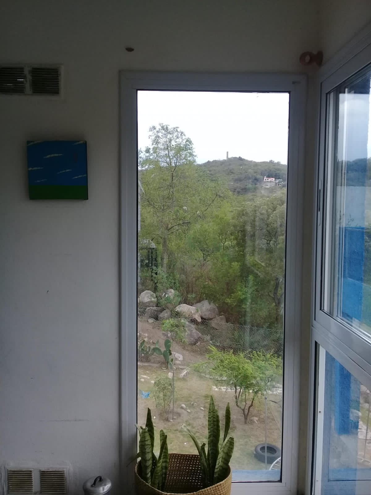 Casa Azul - Barrio Ñu Porá
